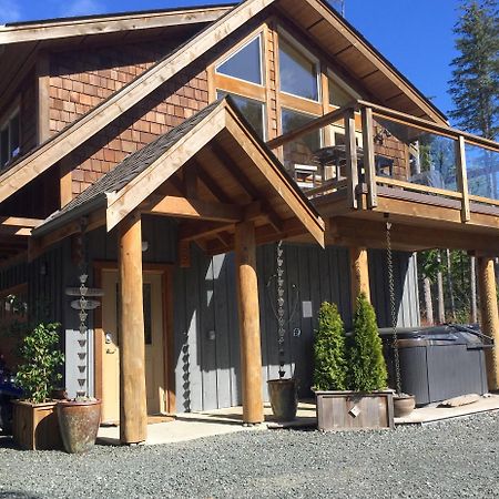 Black Bear Guesthouse Tofino Eksteriør bilde